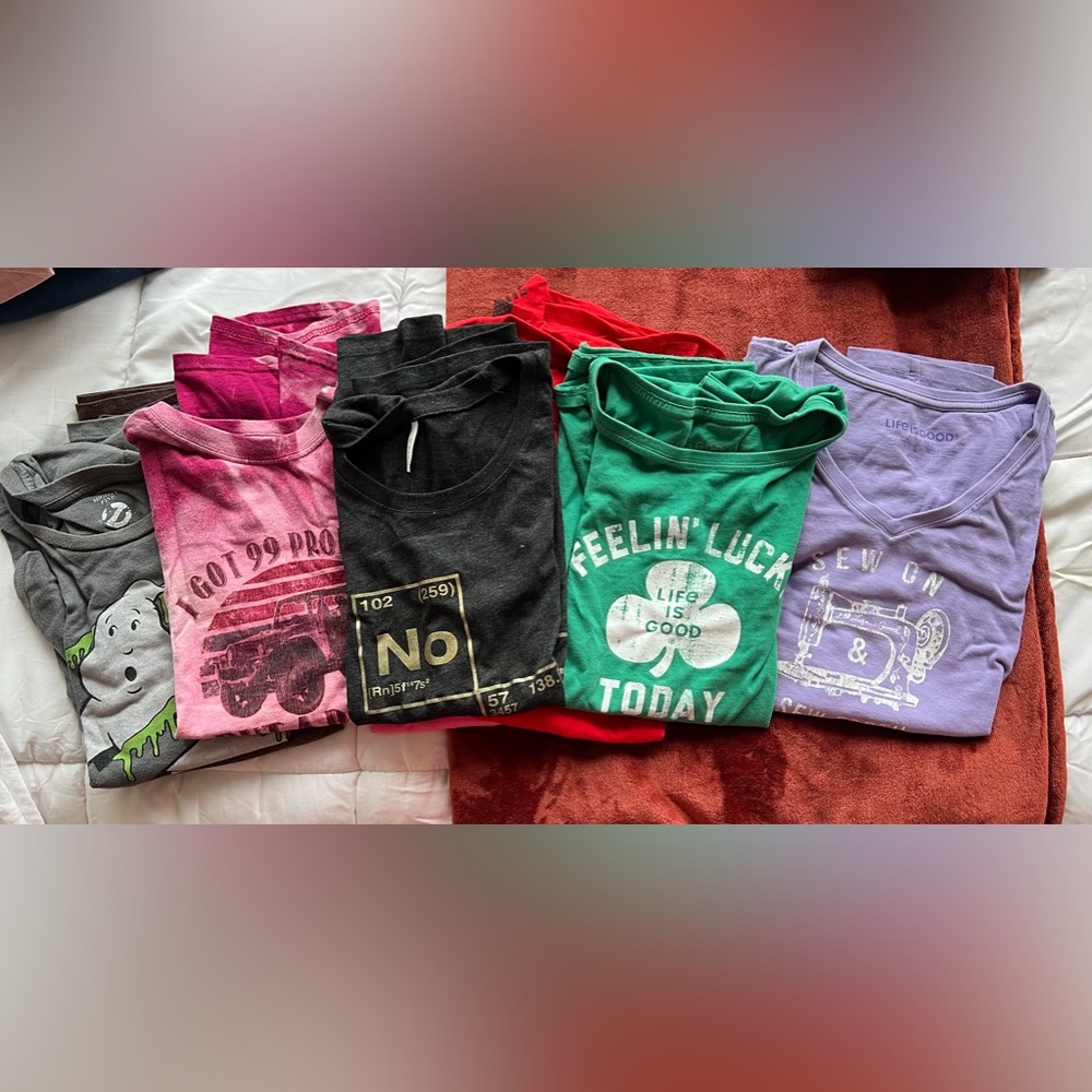 Bundle of Tshirts!!